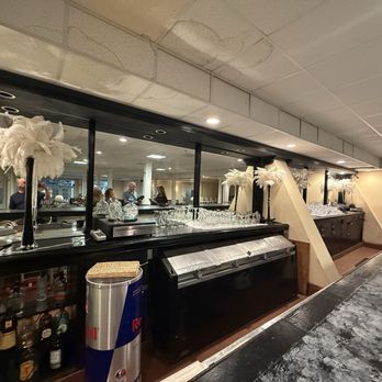 Ryde Hotel - Bar - Hotels Near Me - Walnut Grove, California Ryde Hotel - Bar - Hotels Near Me - Walnut Grove, California