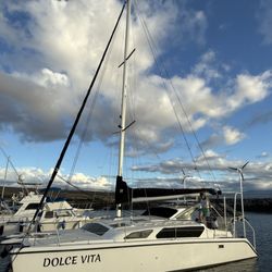 Kohala Blue Sail Hawaii - Quiet harbor mooring for Dolce Vita.