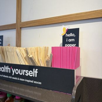 Itsu - Japanese Near Me - London, XGL