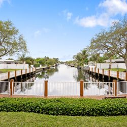 Williamsburg Landing Assisted Living - Williamsburg Landing | Assisted Living | Wilton Manors, FL | Waterfront