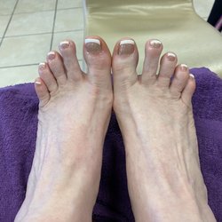 Solar Nails - French pedicure
