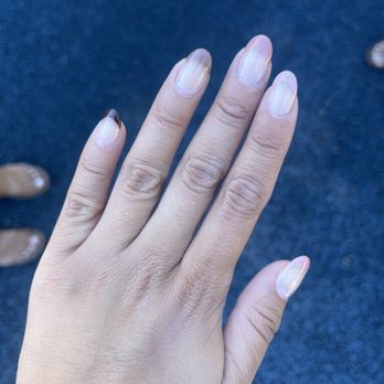 Chicago Nail Room - Nail Salons Near Me - Chicago, Illinois