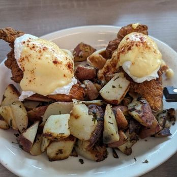 Millie's Cafe - Pasadena - Chicken and waffles eggs benedict - Breakfast & Brunch Near Me - Pasadena, California Millie's Cafe - Pasadena - Chicken and waffles eggs benedict - Breakfast & Brunch Near Me - Pasadena, California