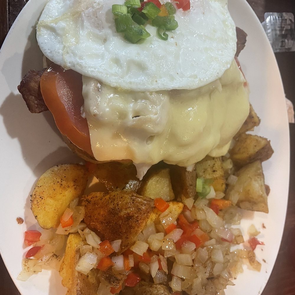 The Granary - New item on menu - hot brown - I asked for onions for my potatoes - Coffee & Tea Near Me - Bradenton, Florida The Granary - New item on menu - hot brown - I asked for onions for my potatoes - Coffee & Tea Near Me - Bradenton, Florida