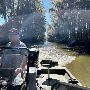 Ole Mossy’s Up River - Boat Tours Near Me - Karnack, Texas