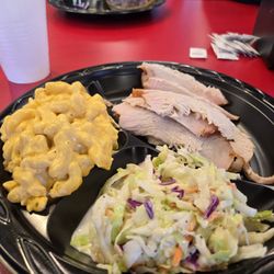 Bird Dog BBQ - Turkey with mac n cheese,  Cole slaw