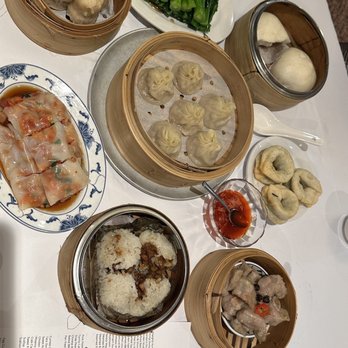 Yank Sing - Soup Dumplings Sticky Rice Noodle Soup with BBQ Pork Steamed Spareribs Steamed BBQ Pork Bun Pork and Shrimp Siu Mye Scallion Cake - Dim Sum Near Me - San Francisco, California