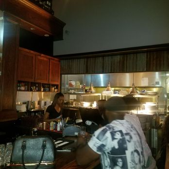 Whiskey Warehouse - Pubs Near Me - Charlotte, North Carolina