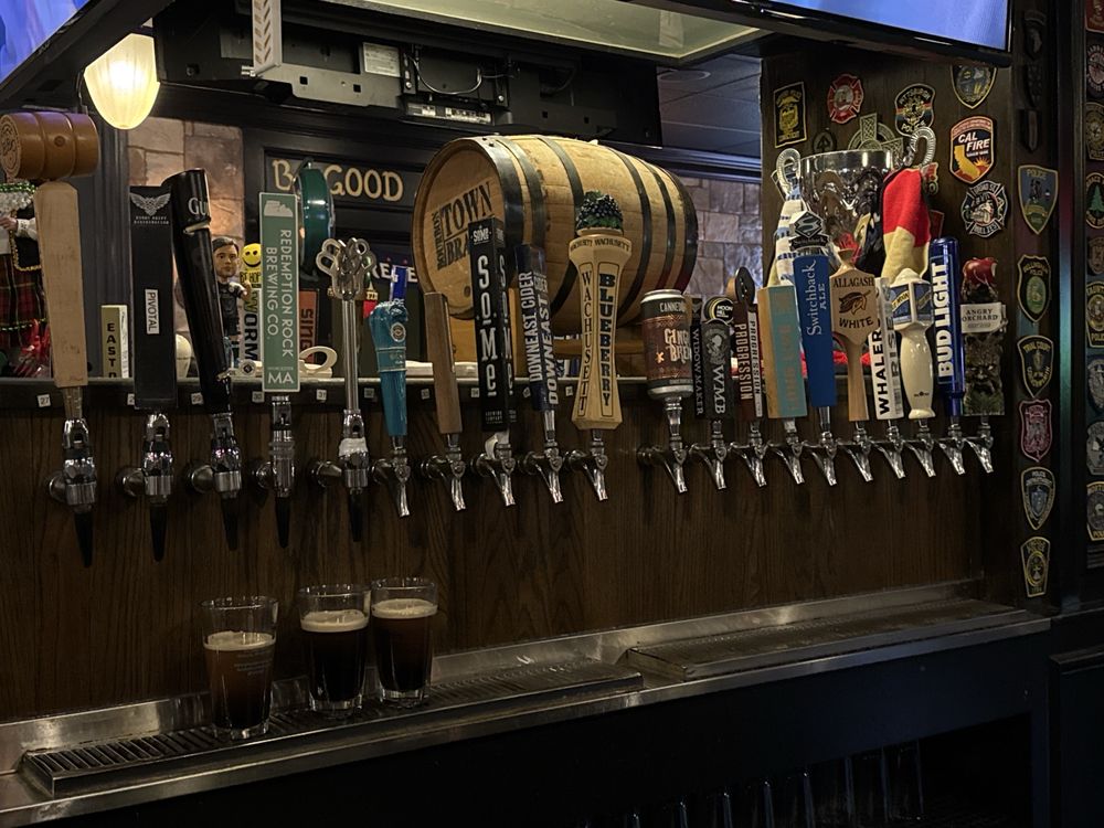 Social spots from Flynn's Irish Pub