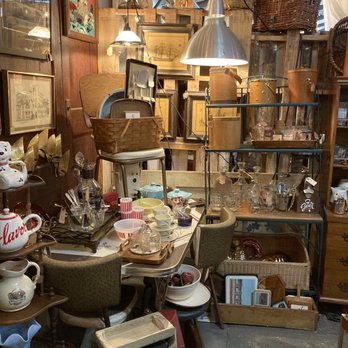 Vintage Roost - Antiques Near Me - Tampa, Florida Vintage Roost - Antiques Near Me - Tampa, Florida