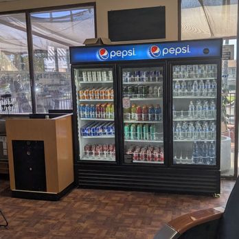 Complete Auto Spa - Inside the waiting room they have sodas water and more - Auto Detailing Near Me - Fountain Valley, California Complete Auto Spa - Inside the waiting room they have sodas water and more - Auto Detailing Near Me - Fountain Valley, California