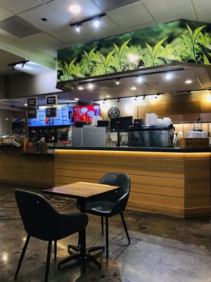 The Coffee Bean & Tea Leaf by null