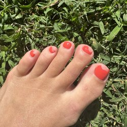 C'est La Vie Nail Boutique - Same day pedi