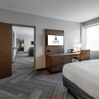 State House Inn - Guest room - Hotels Near Me - Springfield, Illinois State House Inn - Guest room - Hotels Near Me - Springfield, Illinois