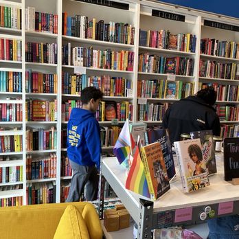 Loudmouth Books - Inside - Bookstores Near Me - Indianapolis, Indiana Loudmouth Books - Inside - Bookstores Near Me - Indianapolis, Indiana