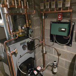 Oiltech - 5 zone Weil McLain boiler with Beckett burner