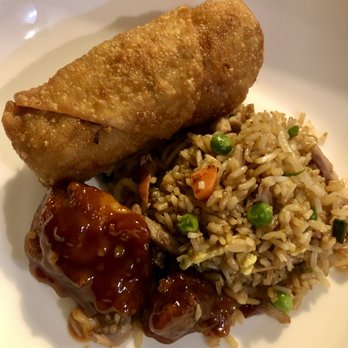 Oriental Garden Chinese - Jumbo egg roll, pork fried rice with added bean sprouts. - Chinese Near Me - Spring, Texas
