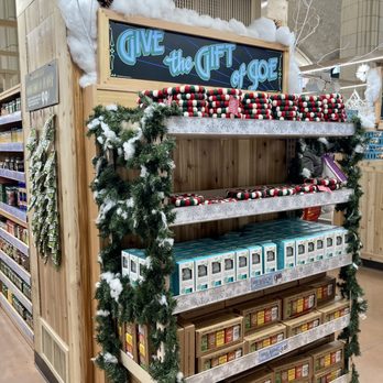Trader Joe's - 12/21/21 Gift ideas - Grocery Near Me - New York, New York