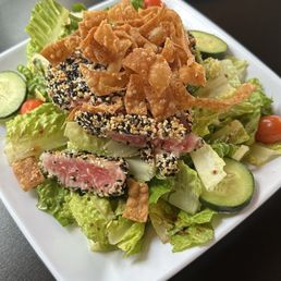Seared Tuna salad. Underdressed and lettuce was brown in spots. Seared Tuna salad. Underdressed and lettuce was brown in spots.