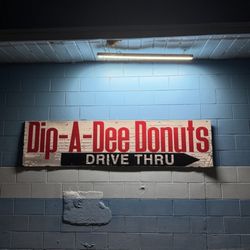 Dip-A-Dee Donuts - Drive- Thru option