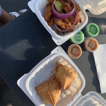 Spice Bliss - 1. Vegetable Samosa and 6. Chicken Pakoras - Indian Near Me - Seattle, Washington Spice Bliss - 1. Vegetable Samosa and 6. Chicken Pakoras - Indian Near Me - Seattle, Washington