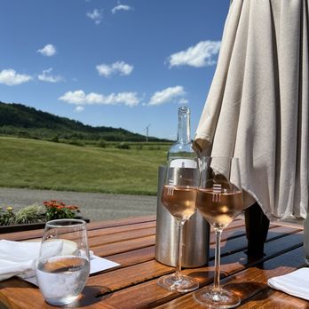 Early Mountain Vineyards - Wineries Near Me - Madison, Virginia