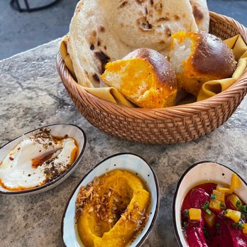 Nura - Bread & dips - New American Near Me - Brooklyn, New York