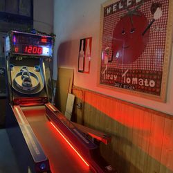 The Tipsy Tomato Bar & Kitchen - Skeeball