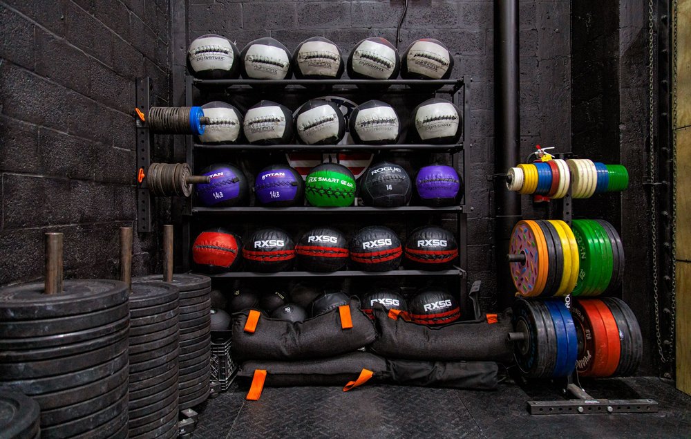 CrossFit Unbounded Logo