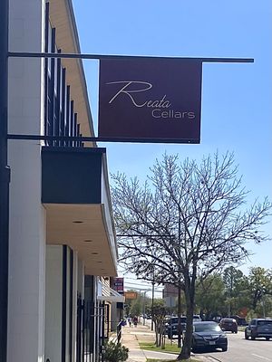 Reata Cellars by null
