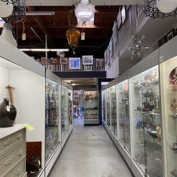 The Mart Collective - Antiques Near Me - Venice, California The Mart Collective - Antiques Near Me - Venice, California