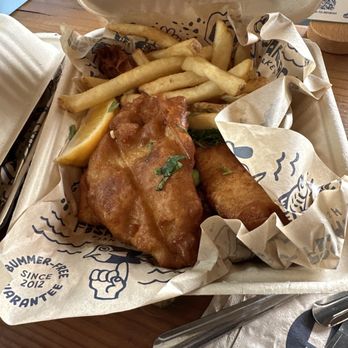 Fishetarian Fish Market - Fish and Chips Combo - Seafood Near Me - Bodega Bay, California