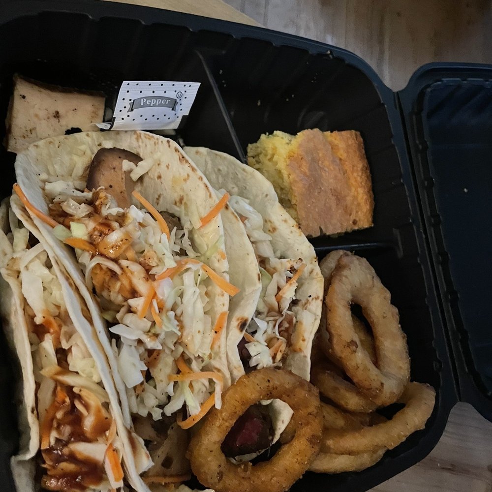 Tsg Bbq - Tacos with delicious onion rings with a hint of sweet - Barbeque Near Me - Elma, New York Tsg Bbq - Tacos with delicious onion rings with a hint of sweet - Barbeque Near Me - Elma, New York