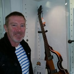 Beatles Liverpool Tour with Liverpool Transfers