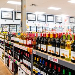 Edgewater Liquors
