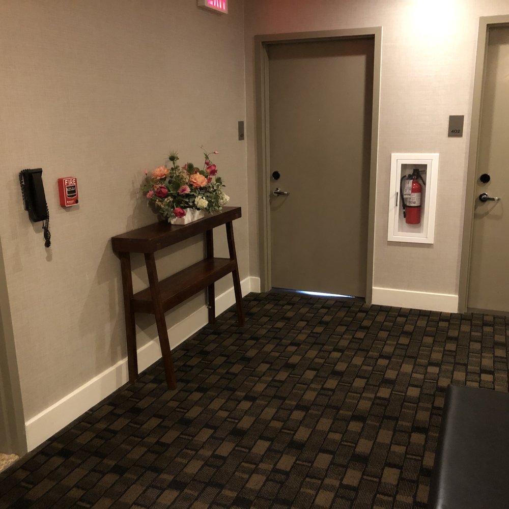 The Leon Hotel - The hallway outside of our room #401.  I have that same exact console table! - Hotels Near Me - New York, New York