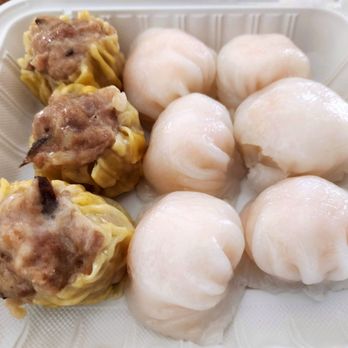 D & D Dim Sum Bakery - Pork Dumplings (L) & Shrimp Dumplings (R) - Dim Sum Near Me - Elk Grove, California D & D Dim Sum Bakery - Pork Dumplings (L) & Shrimp Dumplings (R) - Dim Sum Near Me - Elk Grove, California