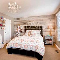 Reclaimed DesignWorks - Painted white barn wood makes great statement in any room!