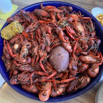 Fulshear’s FieldHouse - 5lb crawfish came with one corn and one potato - Sports Bars Near Me - Fulshear, Texas Fulshear’s FieldHouse - 5lb crawfish came with one corn and one potato - Sports Bars Near Me - Fulshear, Texas