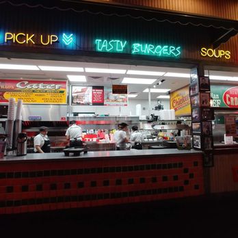Portillo's & Barnelli's Summit - Inside. - Hot Dogs Near Me - Summit, Illinois Portillo's & Barnelli's Summit - Inside. - Hot Dogs Near Me - Summit, Illinois