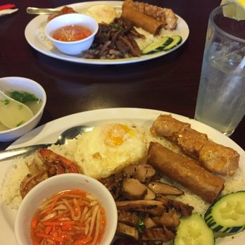 Pho Bar - Rice plate combo w grilled chicken (#46) and grilled pork (#50) and delicious fresh squeezed lemonade - Vietnamese Near Me - Rio Rancho, New Mexico