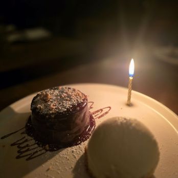 Red Ash - Hot chocolate cake - Italian Near Me - Austin, Texas Red Ash - Hot chocolate cake - Italian Near Me - Austin, Texas