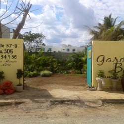 Garden Boutique - Garden Boutique