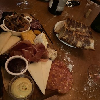 Avondale Wine & Cheese - Cheese Shops Near Me - Charleston, South Carolina Avondale Wine & Cheese - Cheese Shops Near Me - Charleston, South Carolina