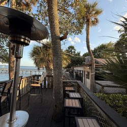 Pineda Inn Bar & Grill
