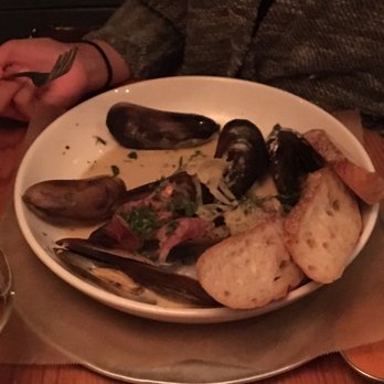 Leon's Full Service - Mussels - Gastropubs Near Me - Decatur, Georgia