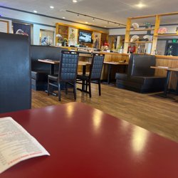 Momiji Sushi & Hibachi - Sushi bar