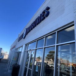 Deseret Industries - Exterior storefront from awkward angle in January 2023.