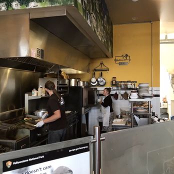 Yellowstone Grill - American Near Me - Gardiner, Montana