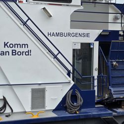 Hadag Fähre 72